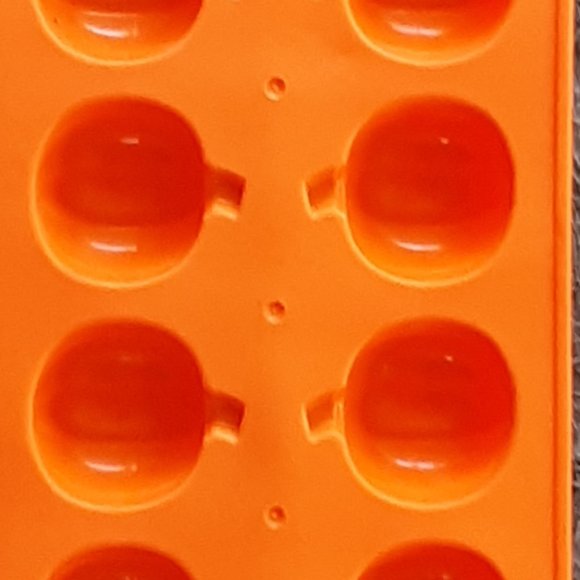 🎃 Pumpkins Silicone Chocolates Ice Tray Jello Shots Halloween Mold Kids Parties - Picture 4 of 13